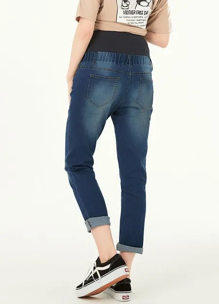 211530B7 Washed Maternity Boyfriend Jeans