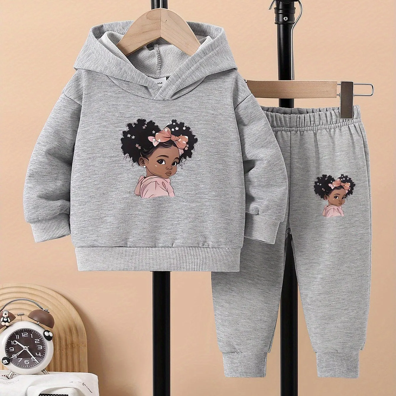 2pcs Baby Girl Outfit This Two-Piece Set for Spring and Autumn Features a Hooded Sweatshirt That Is Both Warm And Playful, with a Cute And Casual Hat Paired with Loose-Fitting Pants Adorned with Stars, Bows, And Prints of Little Girls, Pe