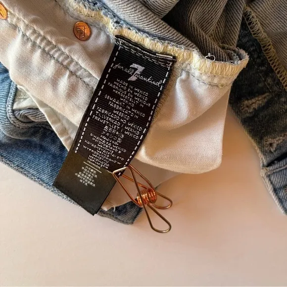 7 For All Mankind Josefina Feminine Boyfriend Jeans Skinny 31 Button Fly