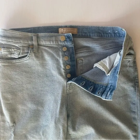 7 For All Mankind Josefina Feminine Boyfriend Jeans Skinny 31 Button Fly