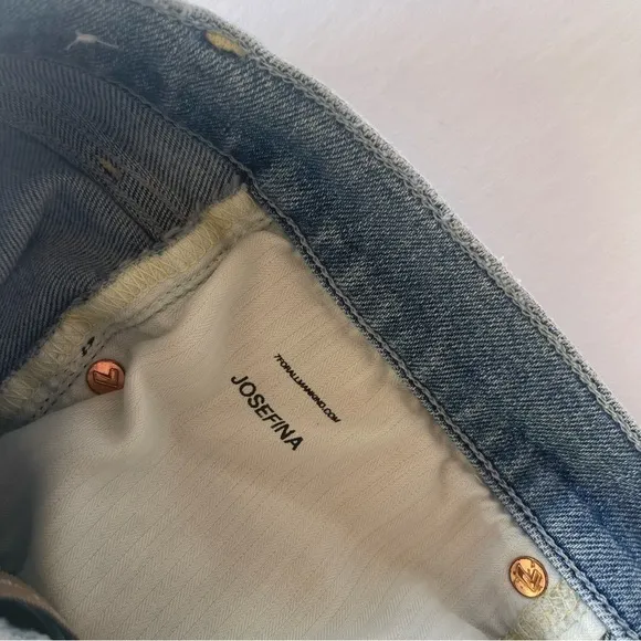 7 For All Mankind Josefina Feminine Boyfriend Jeans Skinny 31 Button Fly