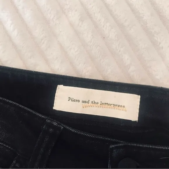 Anthropologie Pilcro Black Script Rhinestone Beaded Embellished Jeans 26 P Short