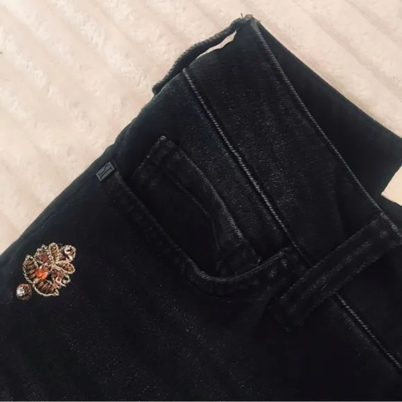 Anthropologie Pilcro Black Script Rhinestone Beaded Embellished Jeans 26 P Short