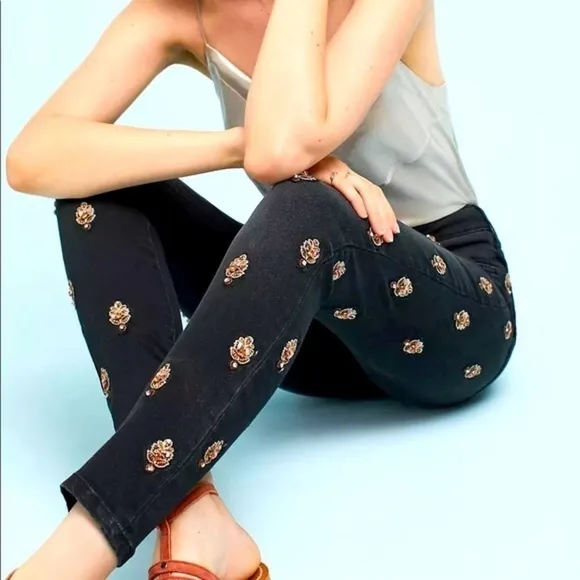 Anthropologie Pilcro Black Script Rhinestone Beaded Embellished Jeans 26 P Short