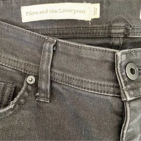 Anthropologie Pilcro Mid-Rise Slim Straight Embellished Jeans