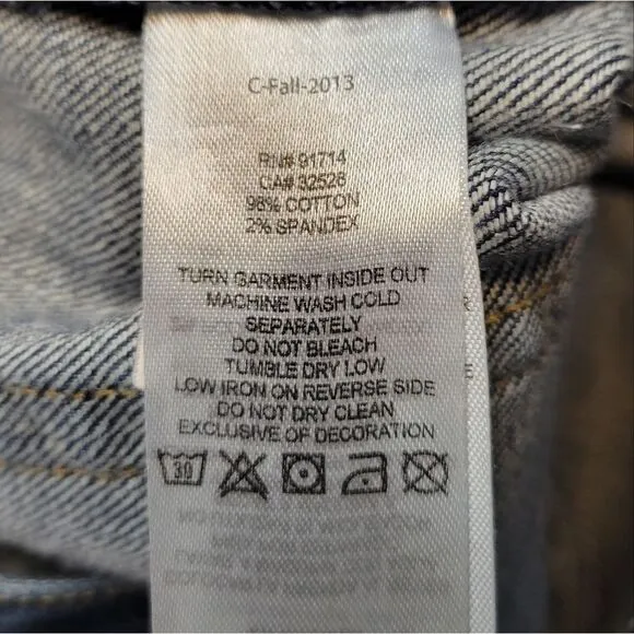 Armani Exchange Boyfriend Jeans Women's Size 28