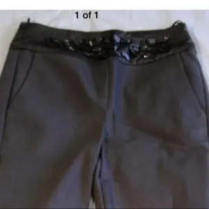 Badgley MISCHKA**Embellished Gray Jeans**US 2