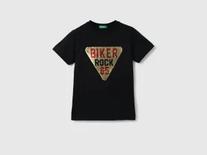 Boys Embellished Round Neck T-Shirt