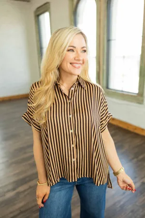 CAMILLE PLUS STRIPE SHORT SLEEVE BUTTON DOWN TOP