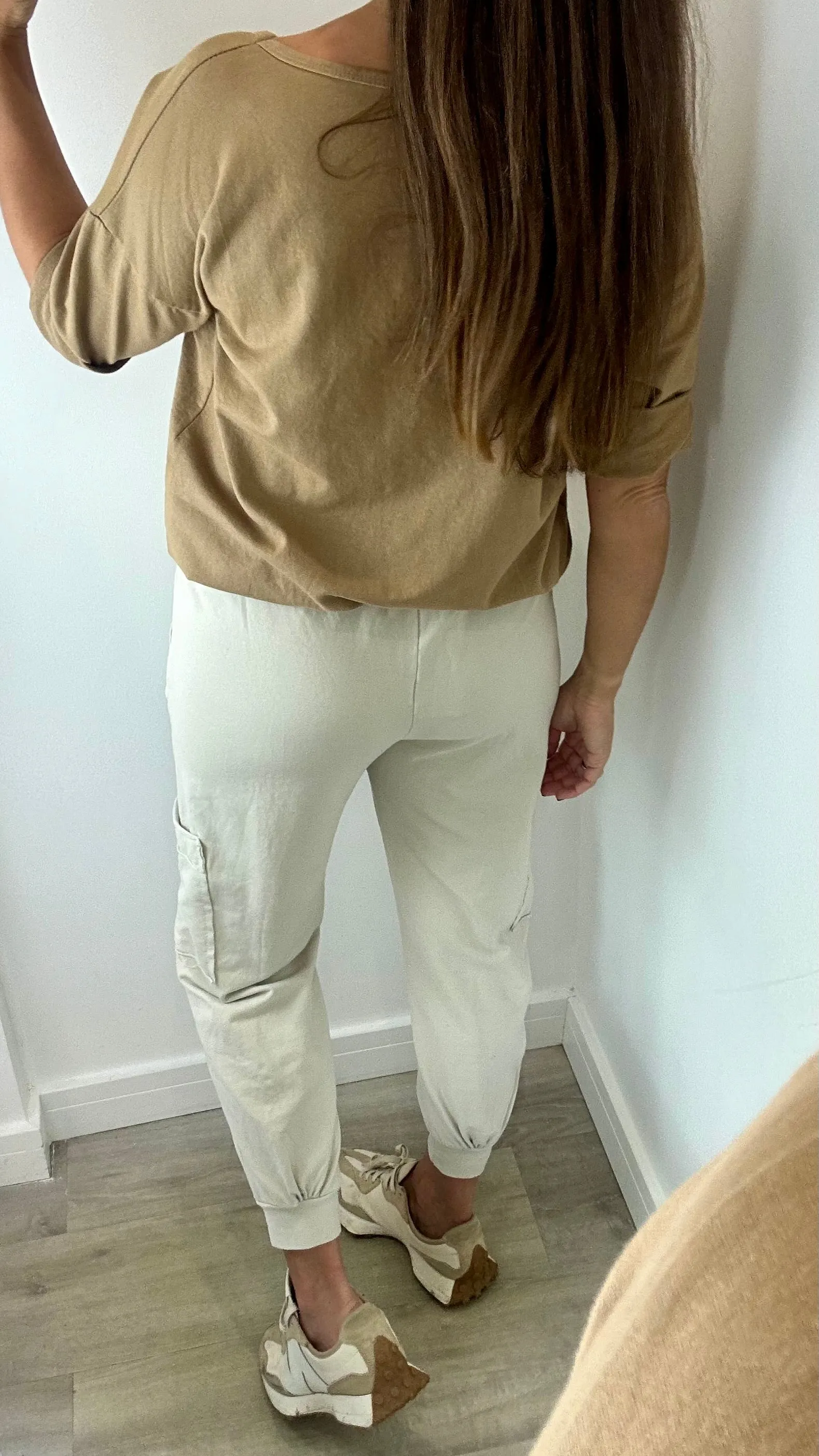 CREAM POCKET SWEAT PANTS