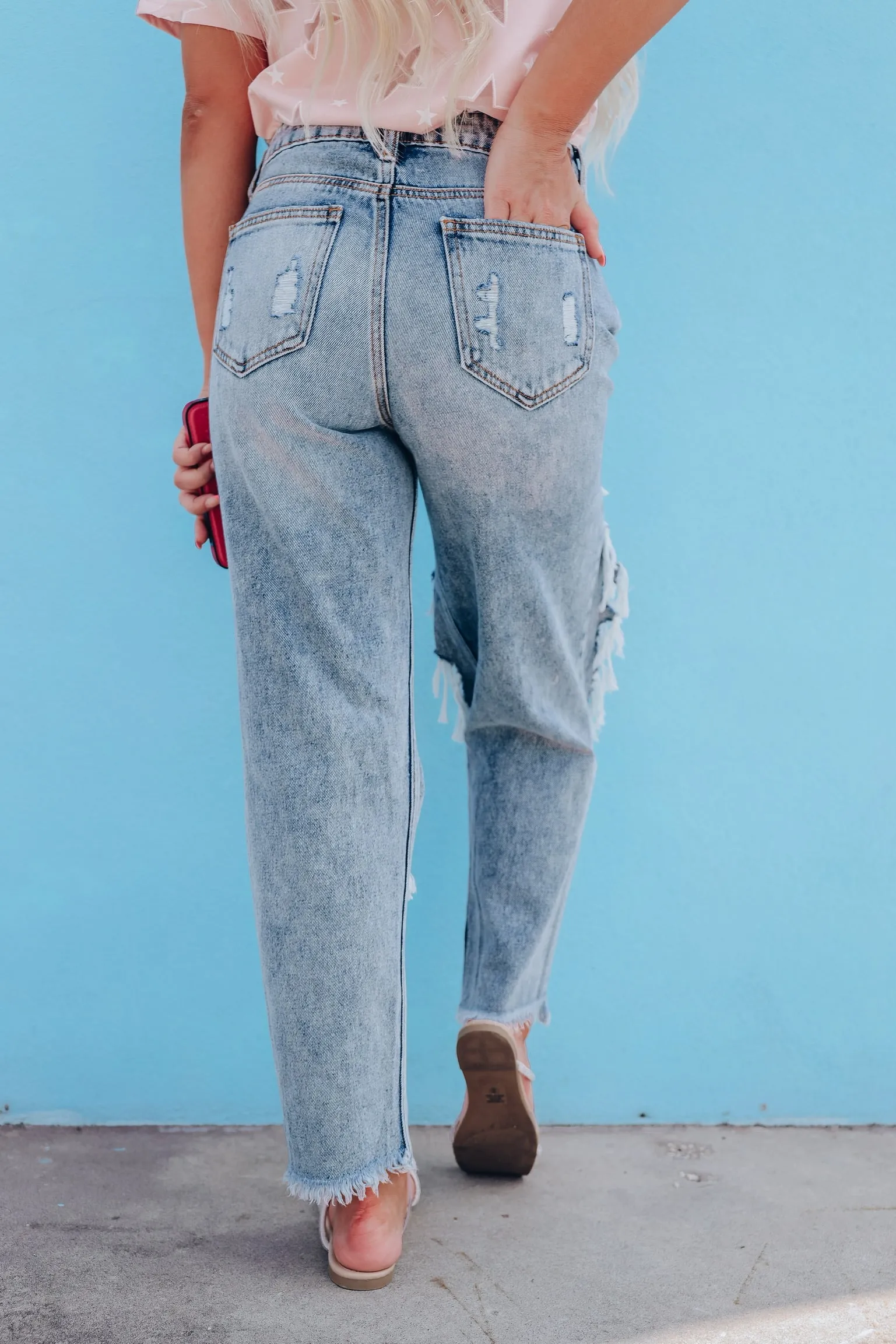 Delia Distressed Boyfriend Jean - Light