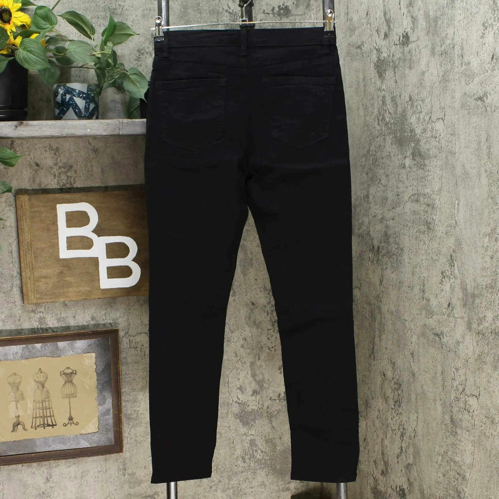 DG2 by Diane Gilman Embellished Distressed Anniversary Jeans Black 6