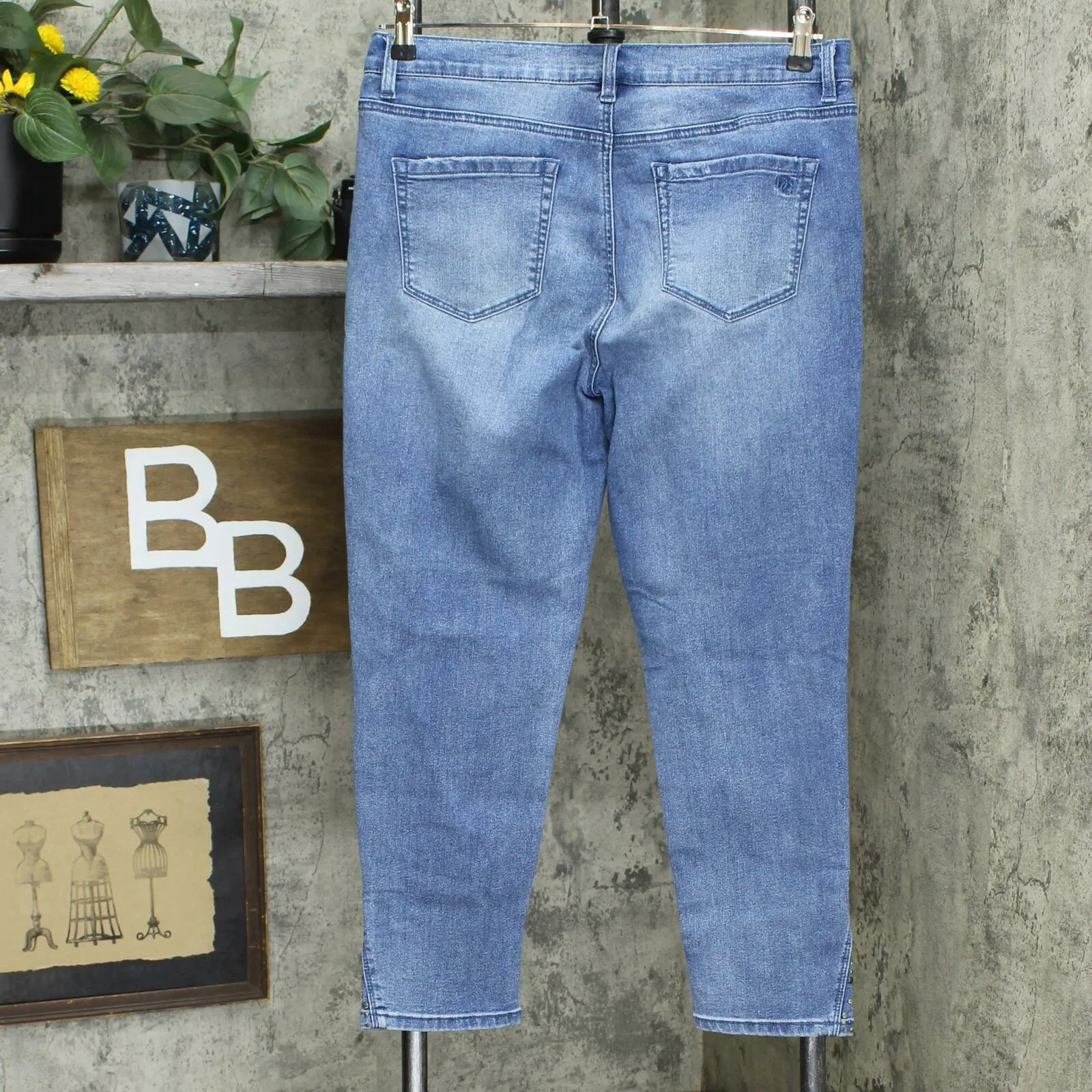 DG2 by Diane Gilman Studded Side Gusset Cropped Skinny Jeans Midtone 12