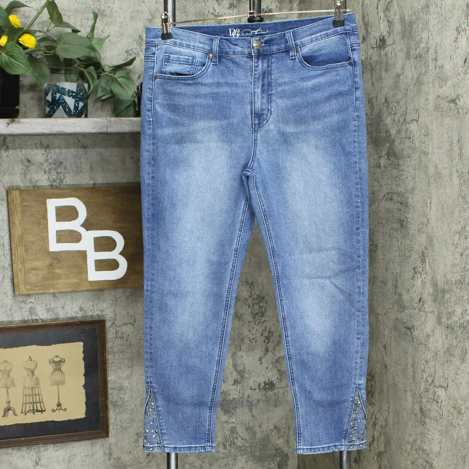 DG2 by Diane Gilman Studded Side Gusset Cropped Skinny Jeans Midtone 12