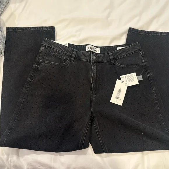 Dynamite Justina Rhinestone Straight Leg Jeans *NWT*