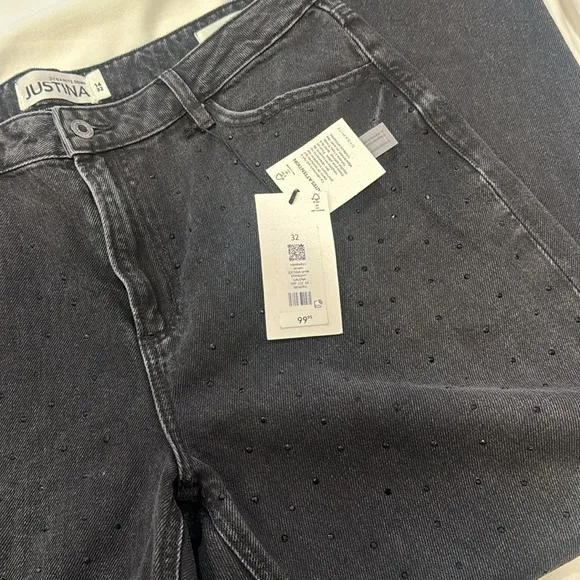 Dynamite Justina Rhinestone Straight Leg Jeans *NWT*