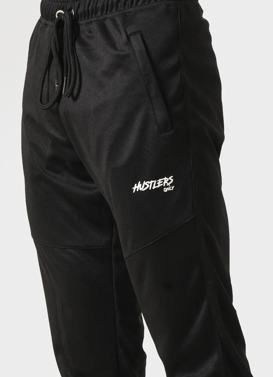 Essential Joggers - Black