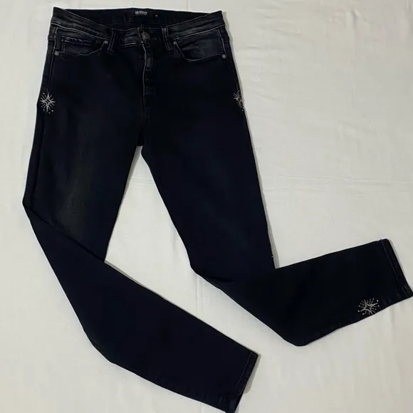 Hudson Nico Mid Rise Super Skinny Embellished Ankle Jeans Size 27.