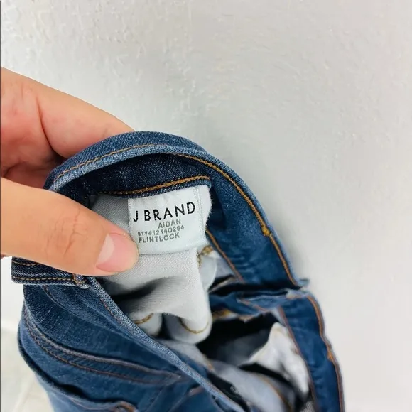 J BRAND BLUE DISTRESSED SKINNY BOYFRIEND JEANS AIDEN FLINTLOCK
