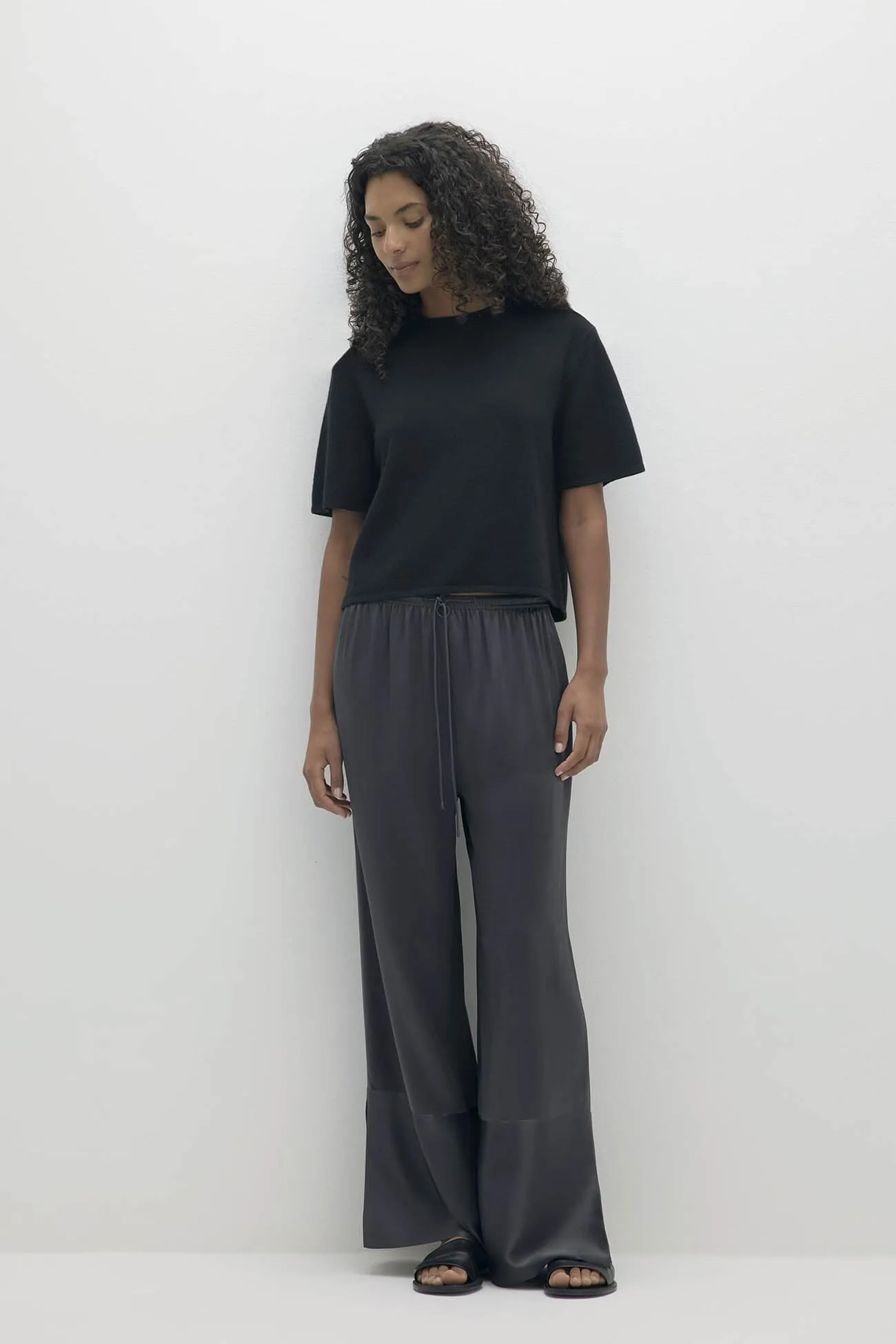 JEAN CASHMERE CREWNECK SWEATER