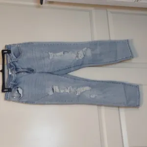 Judy Blue Light Wash Boyfriend Fit Jeans  Size 13/31 JB8878