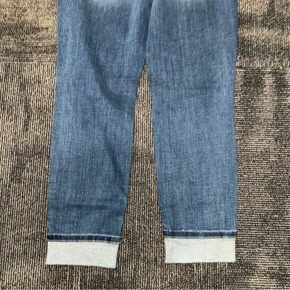 Judy Blue Mid Rise Boyfriend Jeans