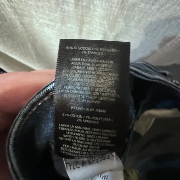 Kut from the Kloth Catherine Boyfriend Jeans 16W (I think these are Catherine)