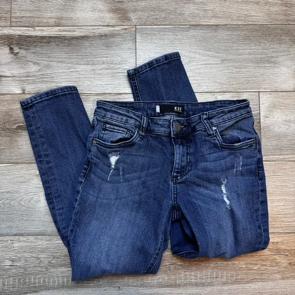 KUT From The Kloth~ Women’s Catherine Boyfriend Distressed Denim‎ Jeans Size 4P