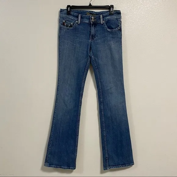 Miss Me Embellished Boot Cut Jeans Size 29