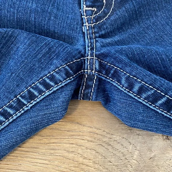 Miss Me Jeans Women’s Size 29 Blue Straight Flap Pockets Embellished Gemstones