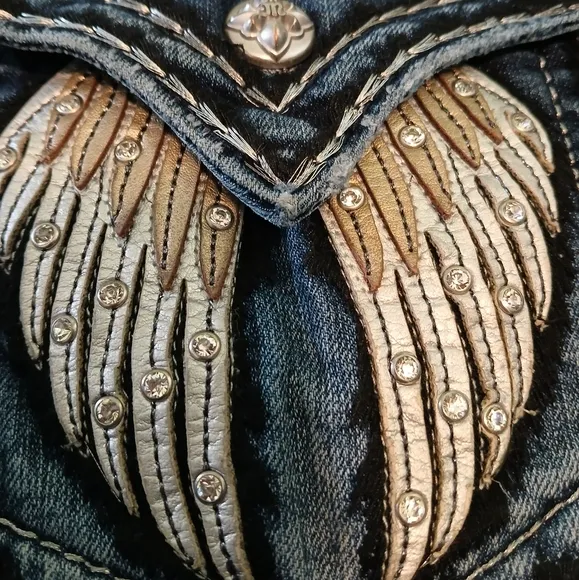 Miss Me Mid-Rise Signature Skinny Angel Wing Embellished Denim Jeans Women's 32