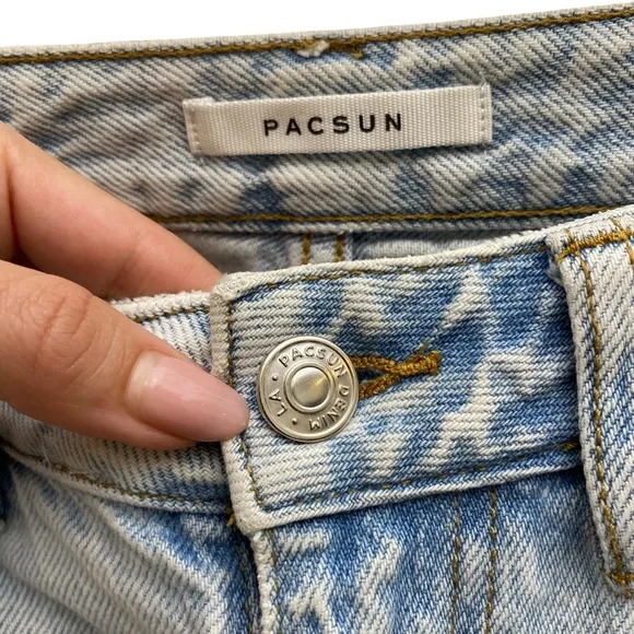 Pacsun 90’s Boyfriend Light Blue Jeans