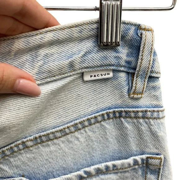 Pacsun 90’s Boyfriend Light Blue Jeans