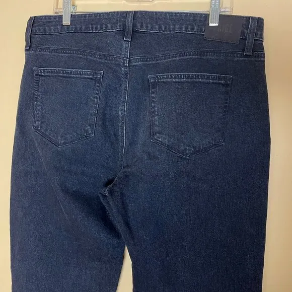 Paige Black Quartz Noella Straight Leg Boyfriend Jeans Size 32