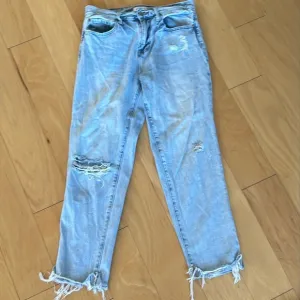 Pistola distressed boyfriend jeans