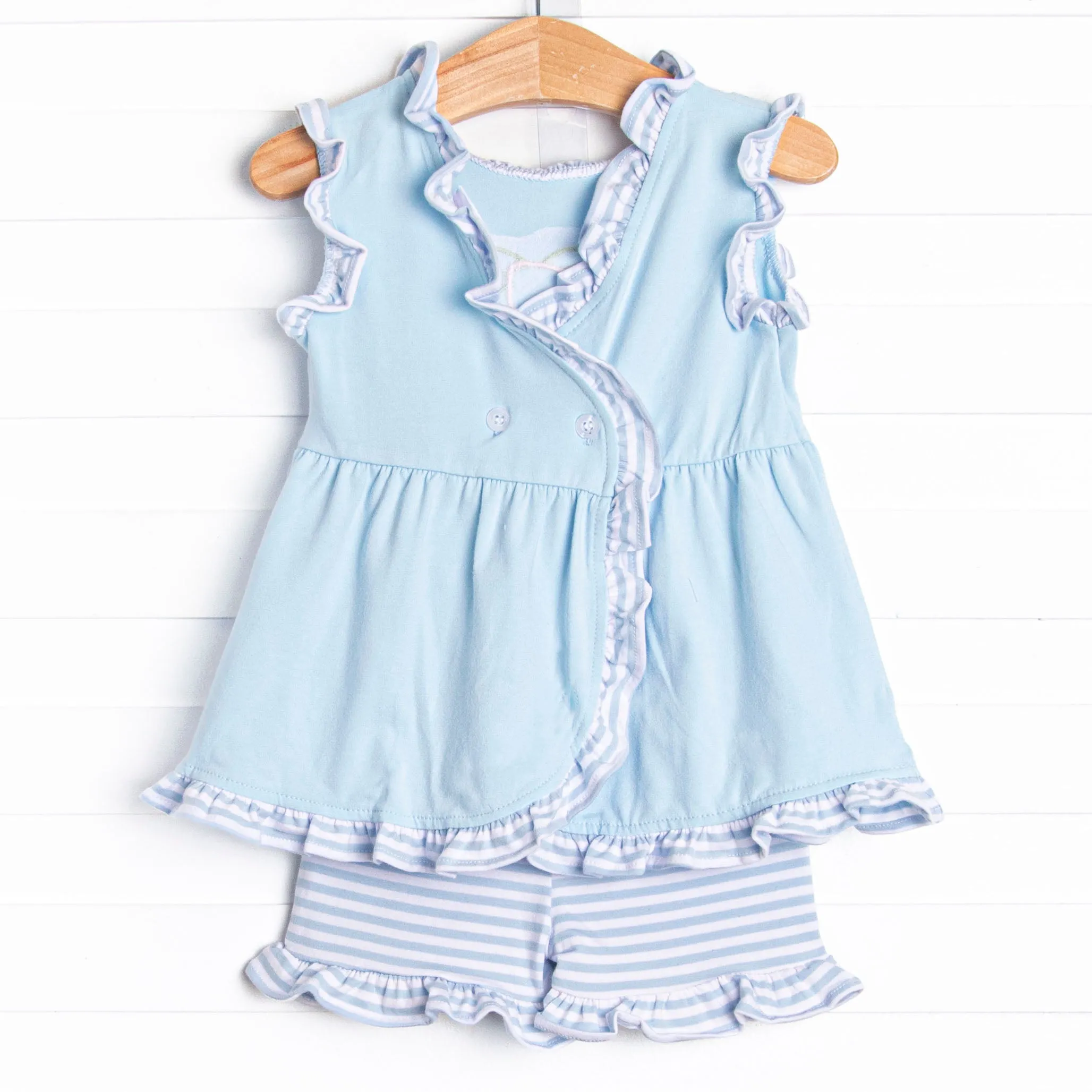 Sea Surfer Applique Ruffle Short Set, Blue