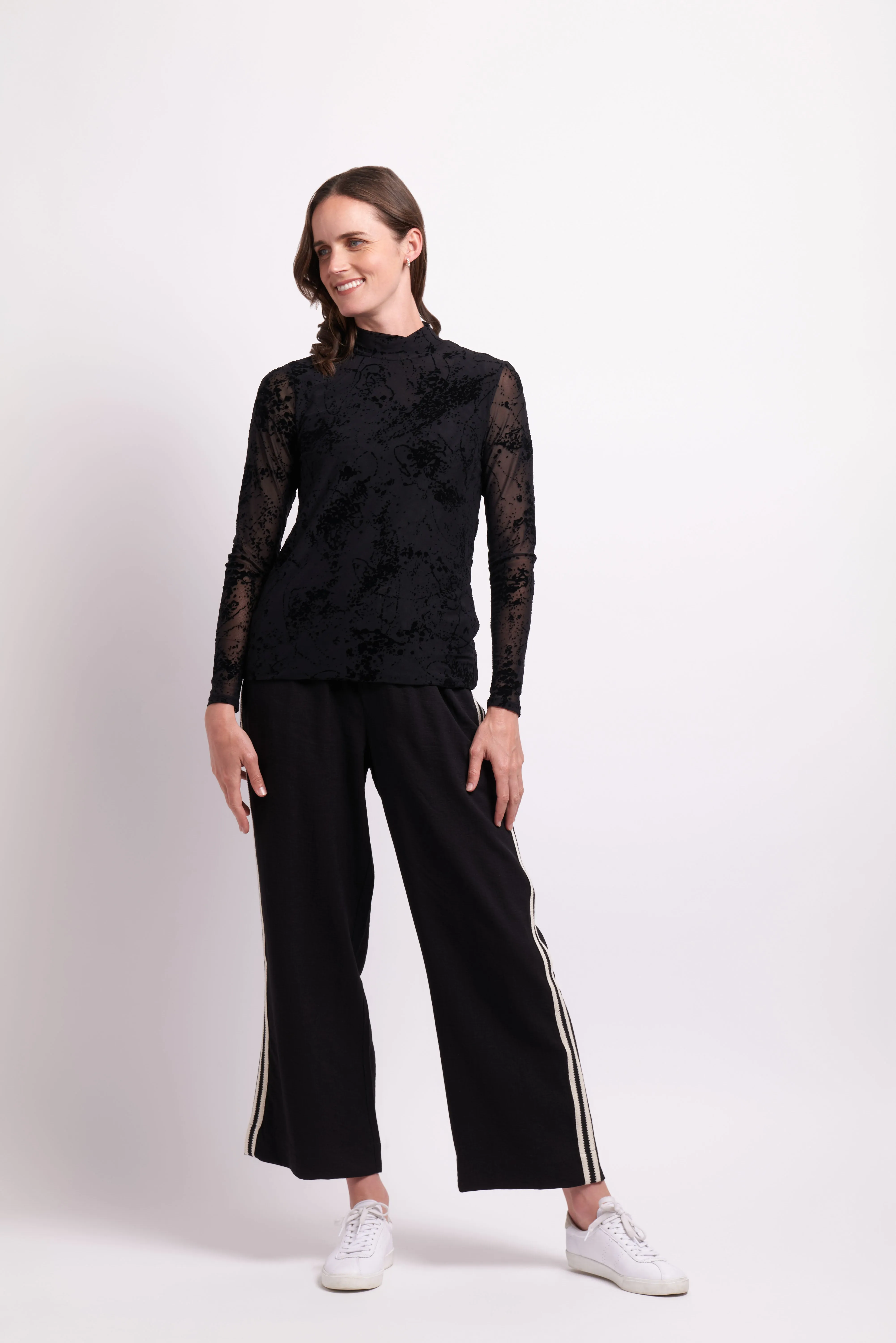SIDELINES TROUSERS