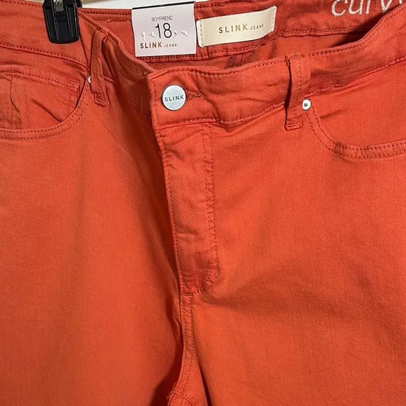 Slink Boyfriend Jeans in Rust size 18