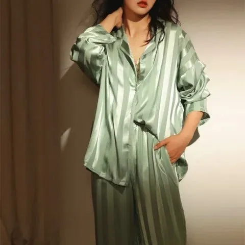 Waverley - Elegant Striped Quiet Woman's Pajama Set