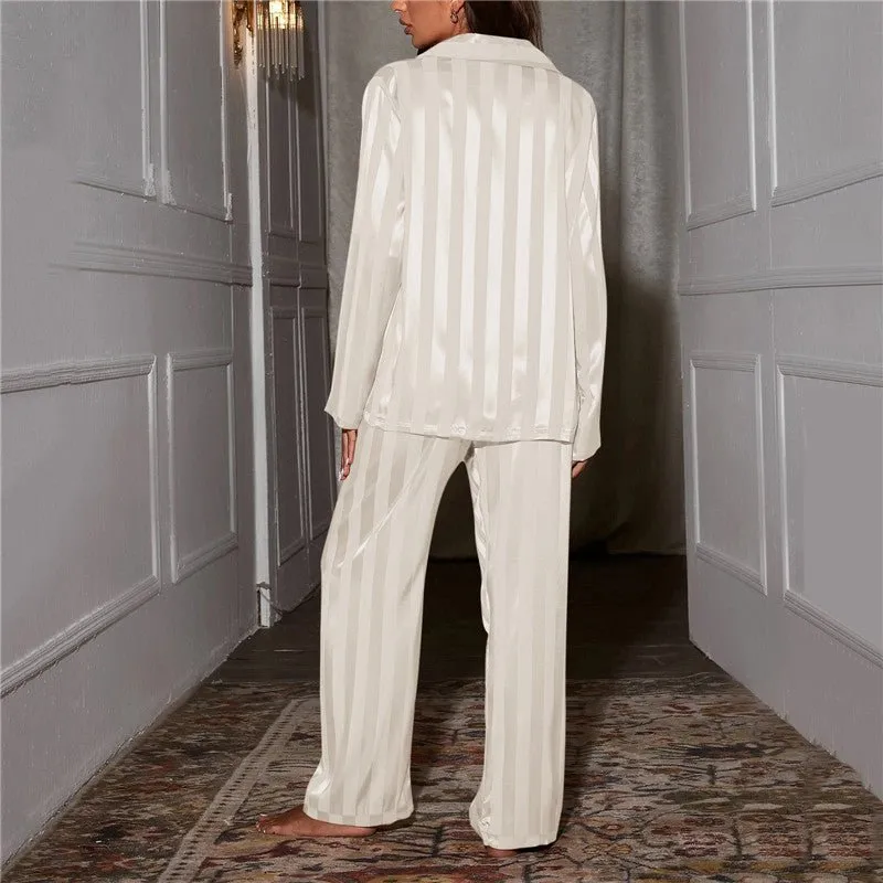 Waverley - Elegant Striped Quiet Woman's Pajama Set