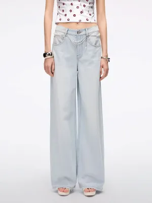 Wide-Leg Jeans with Waist Chain