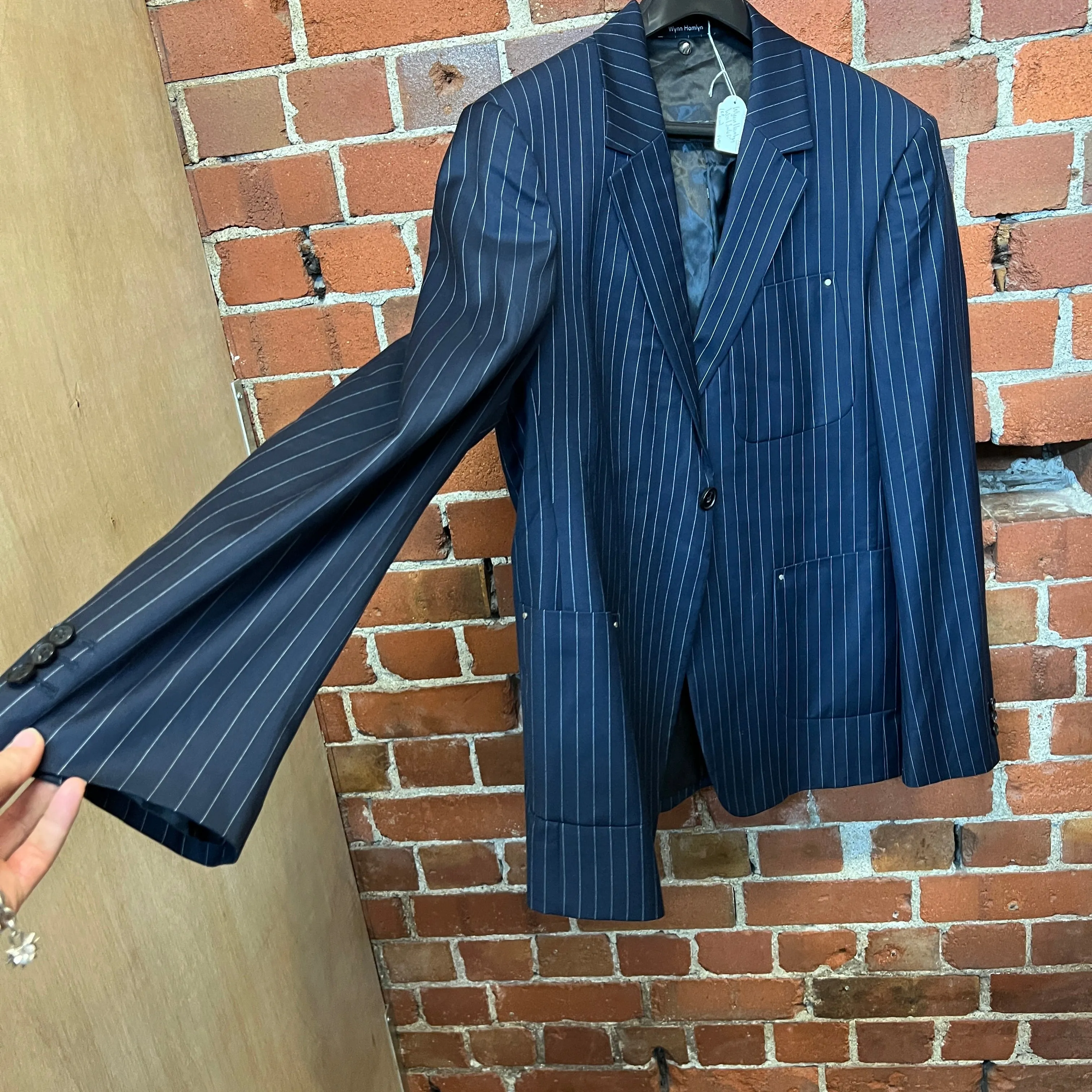 WYNN HAMLYN pinstriped blazer